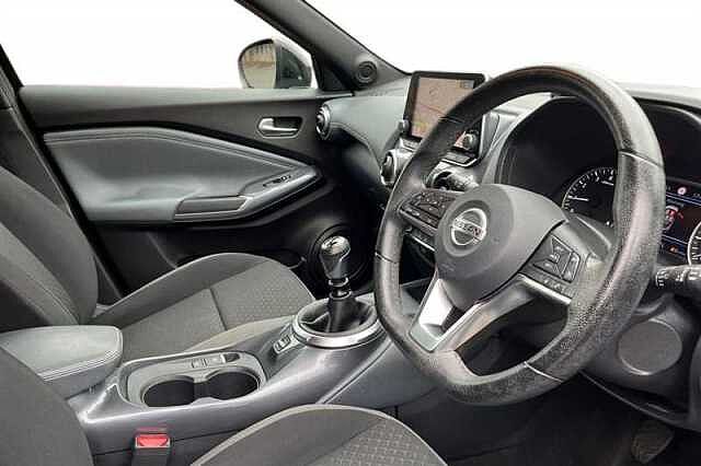 Nissan Juke 1.0 DIG-T 114 N-CONNECTA 5DR