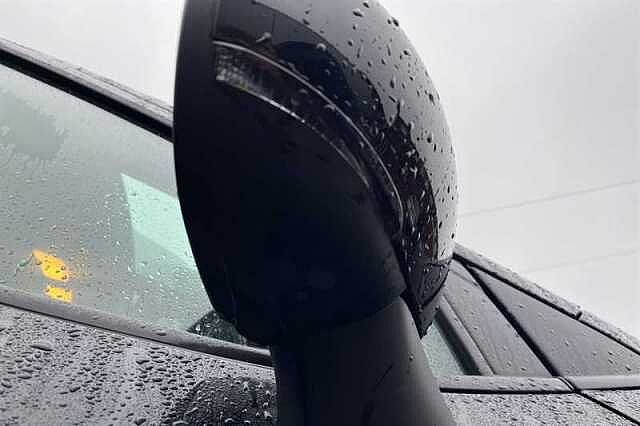 Nissan Micra 1.0 DIG-T 117 TEKNA 5DR