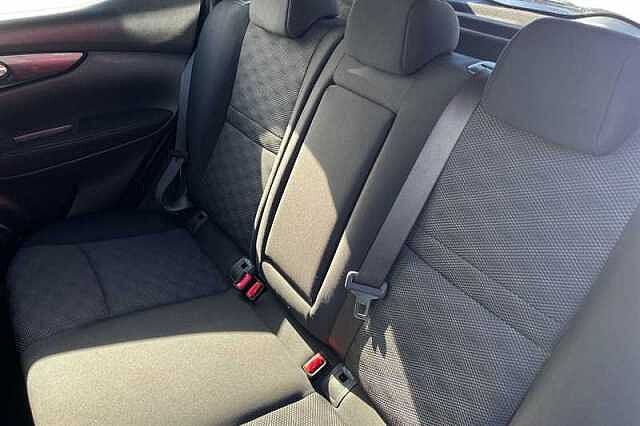 Nissan Qashqai 1.5 DCI N-CONNECTA 5DR