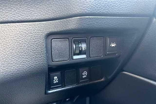 Nissan Qashqai 1.5 DCI N-CONNECTA 5DR