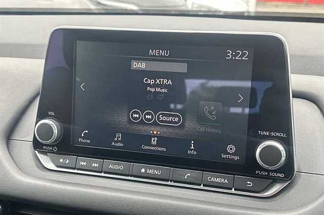 Nissan Qashqai 1.3 DIG-T MH ACENTA PREMIUM 5DR