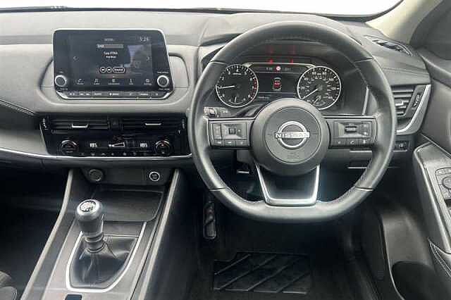 Nissan Qashqai 1.3 DIG-T MH ACENTA PREMIUM 5DR