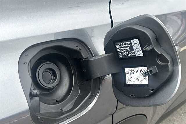 Nissan Qashqai 1.3 DIG-T MH ACENTA PREMIUM 5DR