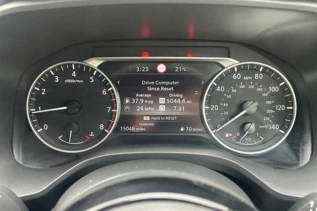 Nissan Qashqai 1.3 DIG-T MH ACENTA PREMIUM 5DR