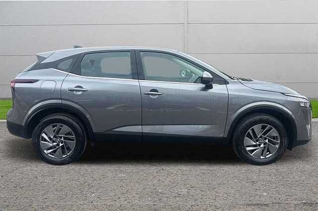 Nissan Qashqai 1.3 DIG-T MH ACENTA PREMIUM 5DR
