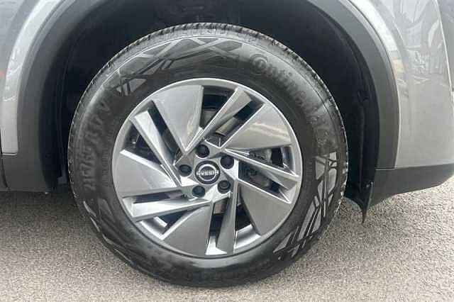 Nissan Qashqai 1.3 DIG-T MH ACENTA PREMIUM 5DR