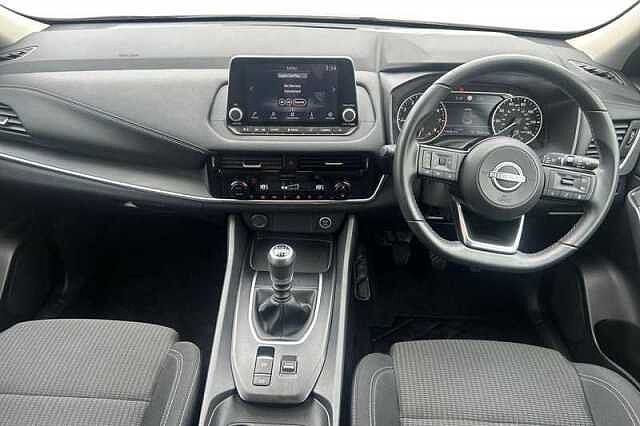 Nissan Qashqai 1.3 DIG-T MH ACENTA PREMIUM 5DR