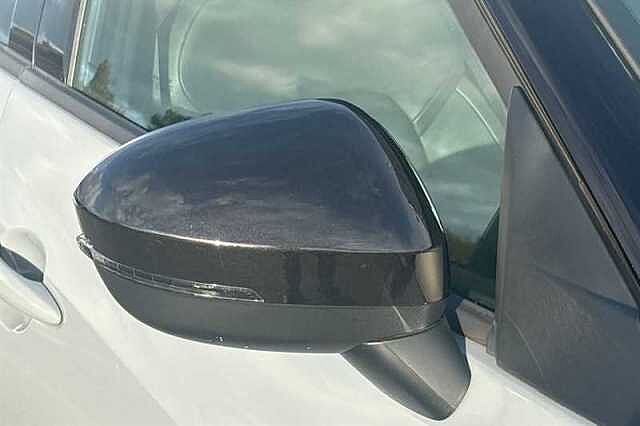 Nissan Juke 1.0 DIG-T 114 N-CONNECTA 5DR