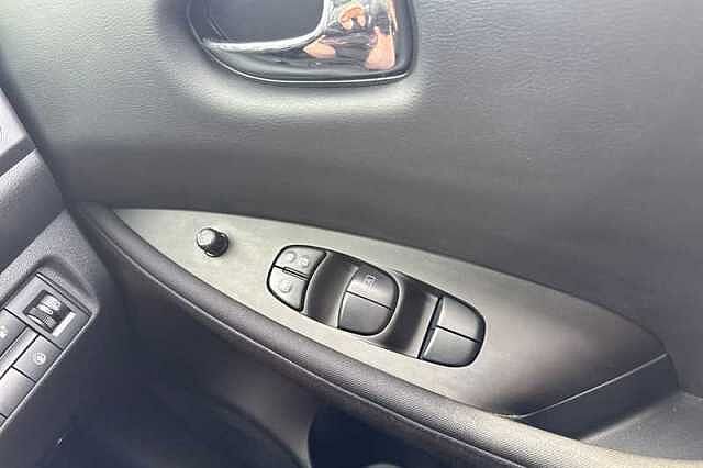Nissan LEAF 110KW ACENTA 39KWH 5DR AUTO