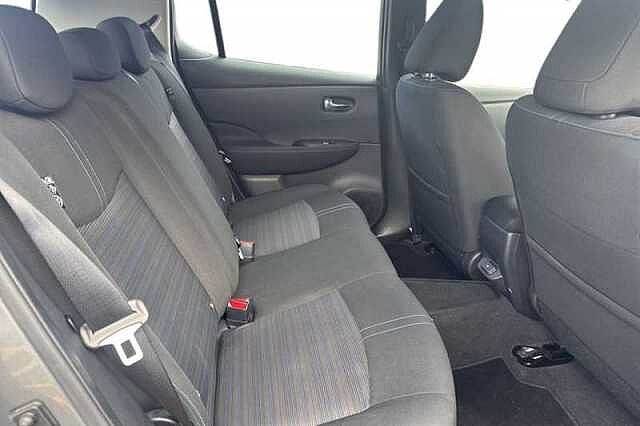Nissan LEAF 110KW ACENTA 39KWH 5DR AUTO