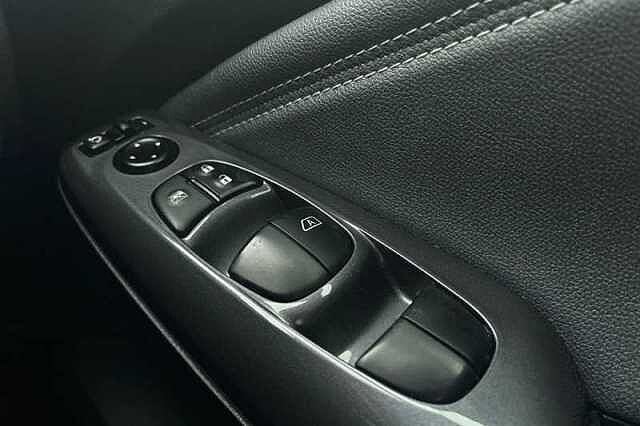 Nissan Juke 1.0 DIG-T 114 TEKNA 5DR