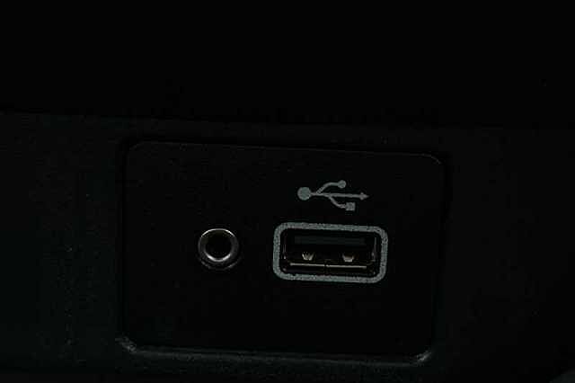 Nissan Juke 1.0 DIG-T 114 TEKNA 5DR