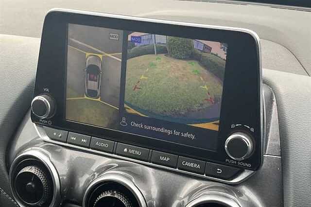 Nissan Juke 1.0 DIG-T 114 TEKNA 5DR