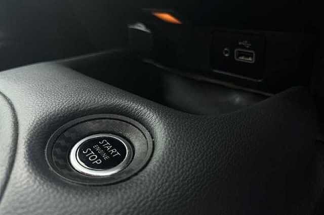 Nissan Juke 1.0 DIG-T 114 TEKNA 5DR