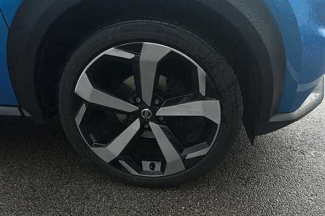 Nissan Juke 1.0 DIG-T 114 TEKNA 5DR