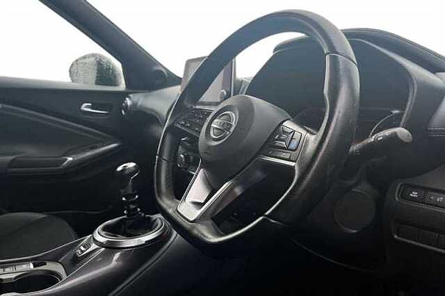 Nissan Juke 1.0 DIG-T 114 TEKNA 5DR