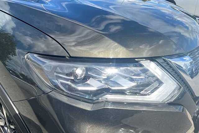 Nissan X-Trail 1.3 DIG-T TEKNA 5DR DCT