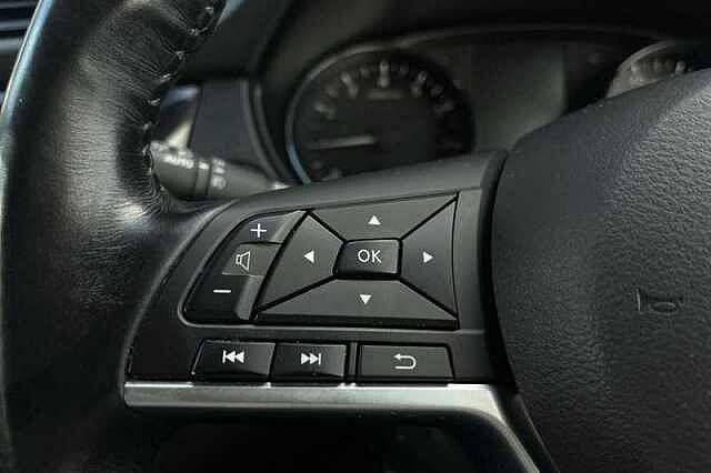 Nissan X-Trail 1.3 DIG-T TEKNA 5DR DCT