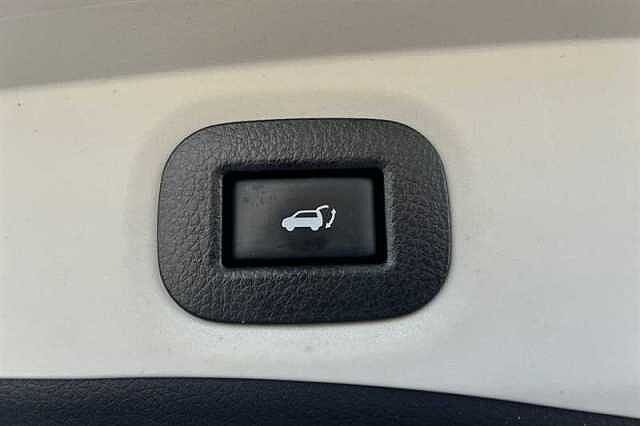 Nissan X-Trail 1.3 DIG-T TEKNA 5DR DCT