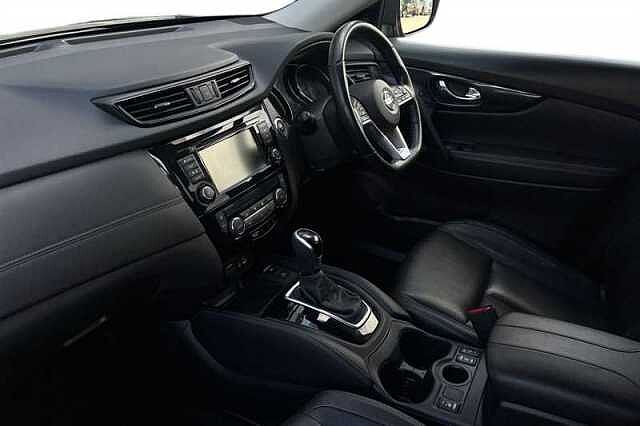 Nissan X-Trail 1.3 DIG-T TEKNA 5DR DCT