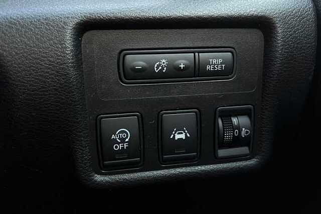 Nissan Micra 0.9 IG-T TEKNA 5DR