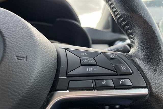 Nissan Micra 0.9 IG-T TEKNA 5DR