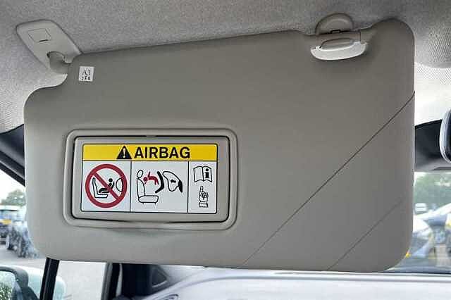 Nissan Micra 0.9 IG-T TEKNA 5DR