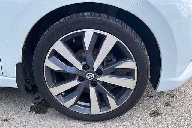 Nissan Micra 0.9 IG-T TEKNA 5DR