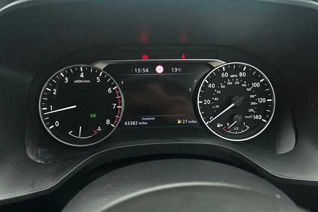 Nissan Qashqai 1.3 DIG-T MH ACENTA PREMIUM 5DR