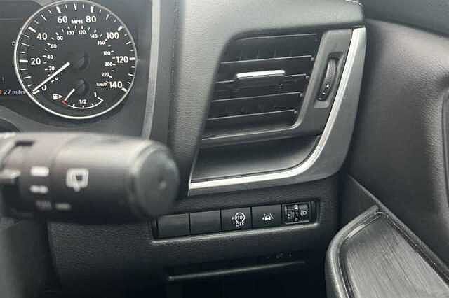 Nissan Qashqai 1.3 DIG-T MH ACENTA PREMIUM 5DR