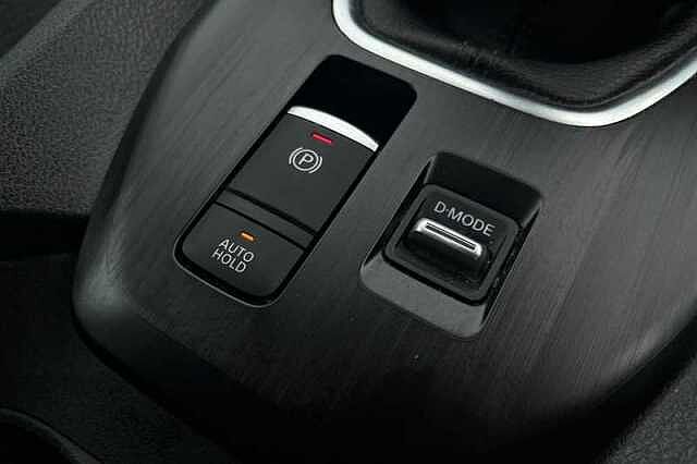 Nissan Qashqai 1.3 DIG-T MH ACENTA PREMIUM 5DR