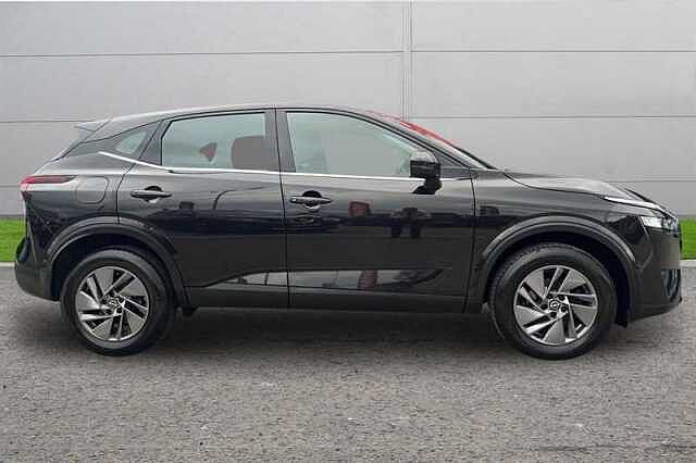Nissan Qashqai 1.3 DIG-T MH ACENTA PREMIUM 5DR