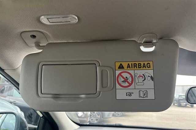 Nissan Qashqai 1.3 DIG-T MH ACENTA PREMIUM 5DR