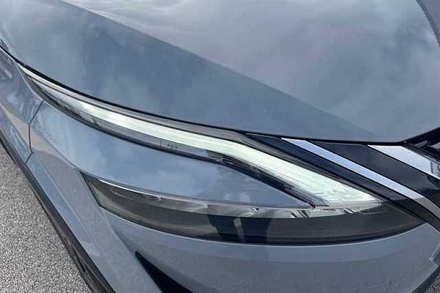 Nissan Qashqai 1.3 DIG-T MH TEKNA 5DR