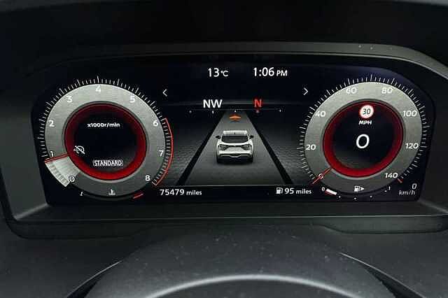 Nissan Qashqai 1.3 DIG-T MH TEKNA 5DR