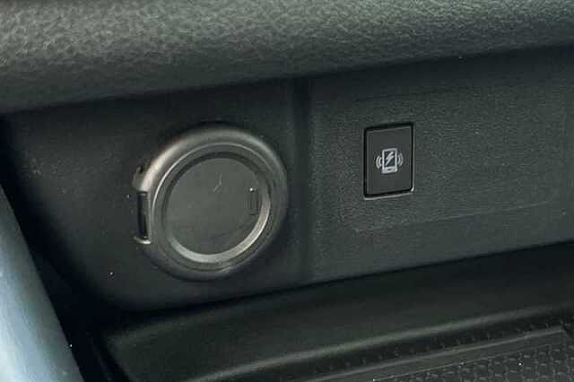 Nissan Qashqai 1.3 DIG-T MH TEKNA 5DR