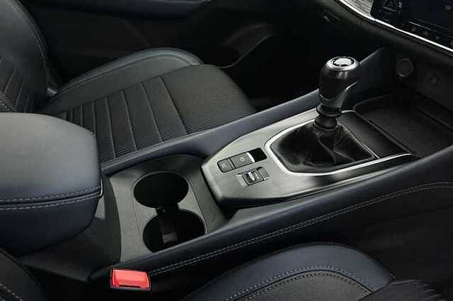 Nissan Qashqai 1.3 DIG-T MH TEKNA 5DR