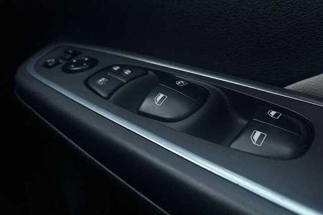 Nissan Micra 1.0 IG-T 92 TEKNA 5DR