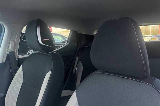 Nissan Micra 1.0 IG-T 92 TEKNA 5DR