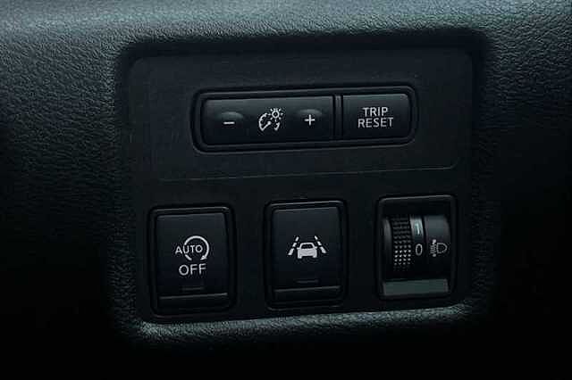 Nissan Micra 1.0 IG-T 92 TEKNA 5DR