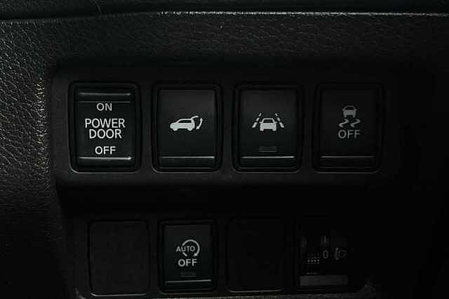 Nissan X-Trail 1.7 DCI N-CONNECTA 5DR [7 SEAT]