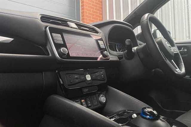 Nissan LEAF 110KW N-CONNECTA 39KWH 5DR AUTO