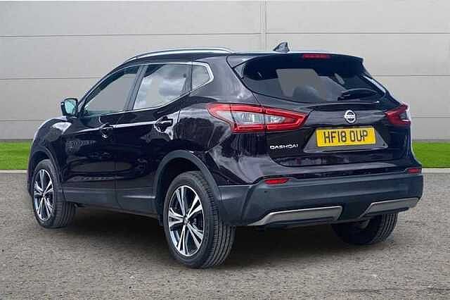 Nissan Qashqai 1.2 DIG-T N-CONNECTA 5DR