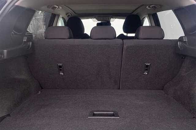 Nissan Qashqai 1.2 DIG-T N-CONNECTA 5DR