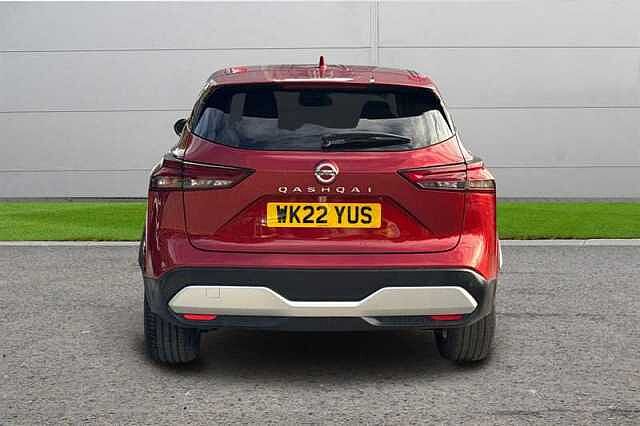 Nissan Qashqai 1.3 DIG-T MH N-CONNECTA 5DR