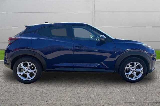 Nissan Juke 1.0 DIG-T N-CONNECTA 5DR