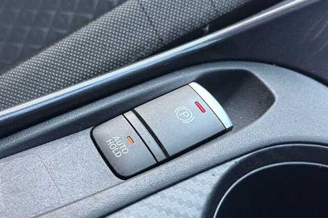 Nissan Juke 1.0 DIG-T N-CONNECTA 5DR