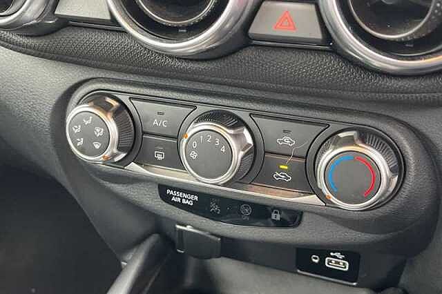 Nissan Juke 1.0 DIG-T 114 ACENTA 5DR