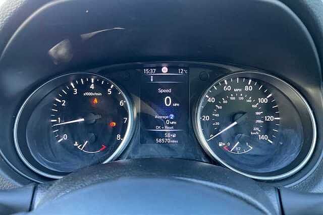 Nissan Qashqai 1.2 DIG-T N-CONNECTA 5DR