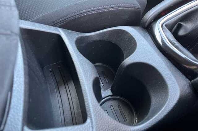 Nissan Qashqai 1.2 DIG-T N-CONNECTA 5DR